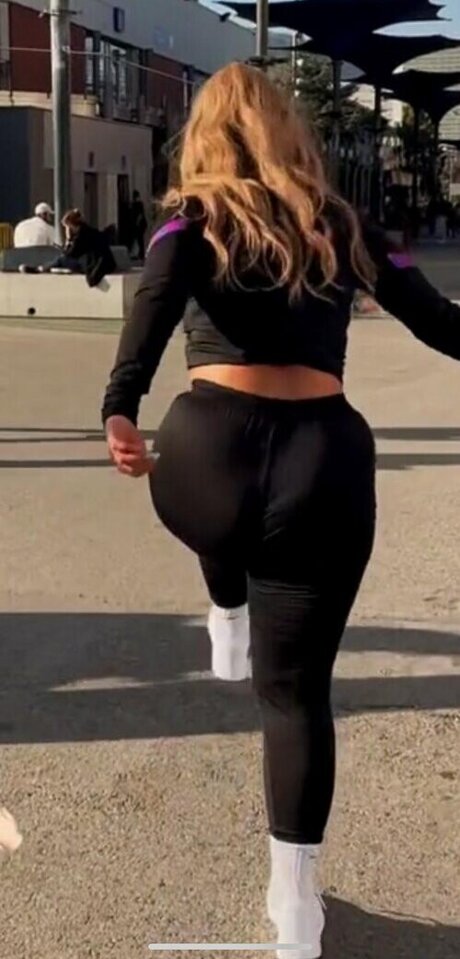 beauty girls onlyfans pornographic photo