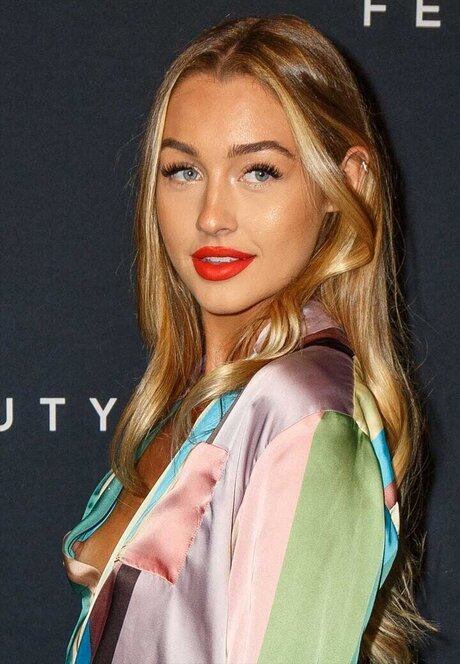 pov asian onlyfans nudes image