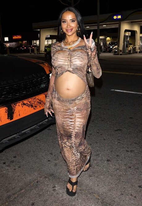 OOPS International high quality model photo