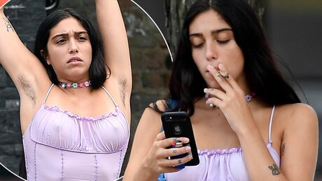 19 years old onlyfans nude image