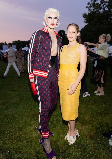 big tits brunette onlyfans sexy nude img