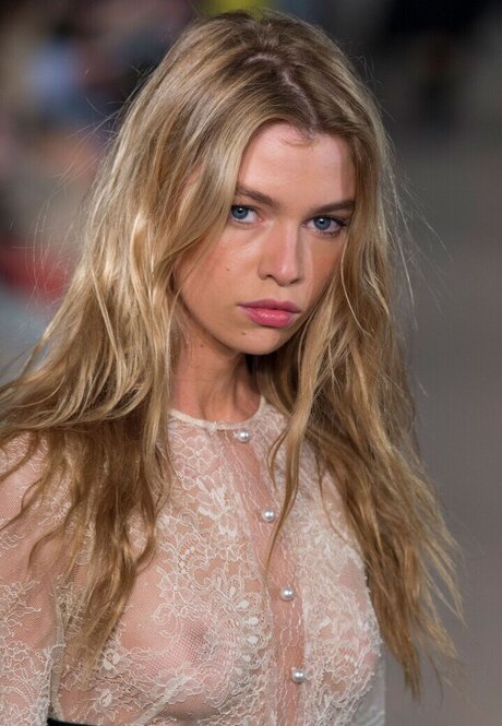 mommy onlyfans hot naked archive