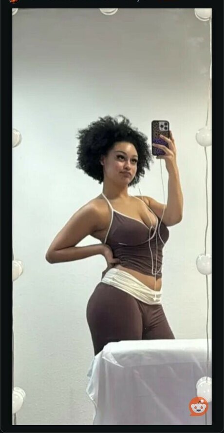 veondremitchell high quality actress gallery