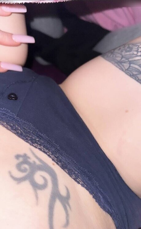 femdom facesitting onlyfans art naked pic