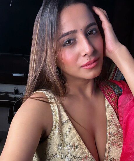 shemale fucks girl onlyfans porno image