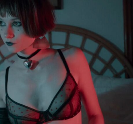 Chaturbatable erotic star pic