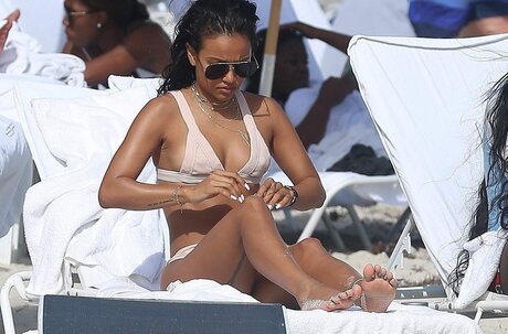 midget girls onlyfans beautiful gallery