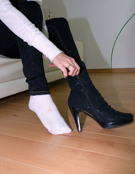 blonde asian onlyfans adult pics