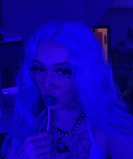 Celldiorr nude model images