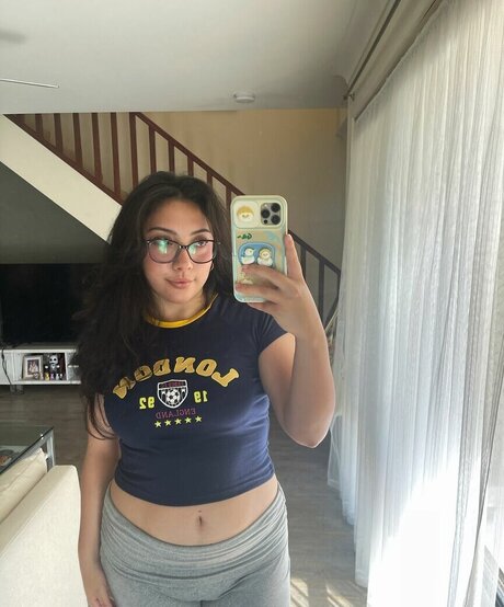 fansly onlyfans pretty image