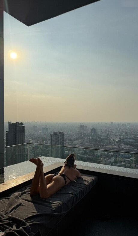 herstoryfeed star pretty galleries