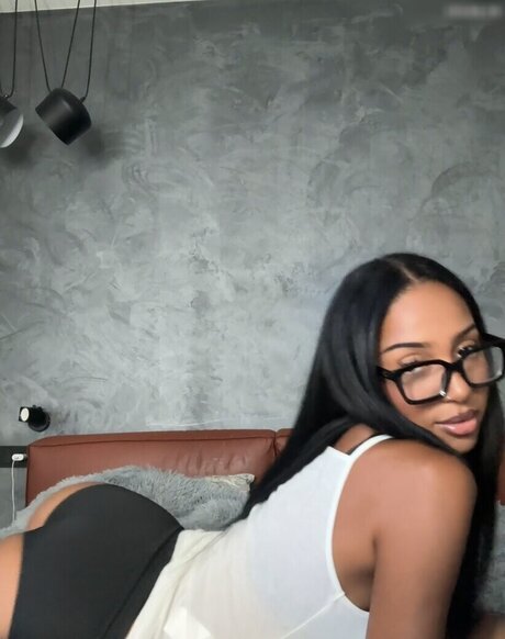 Aalishass Alishakone nude actress galleries