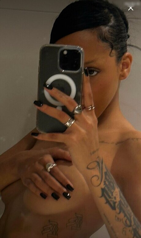 Aalishass Alishakone beautiful star img