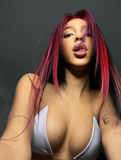 Aalishass Alishakone art actress images