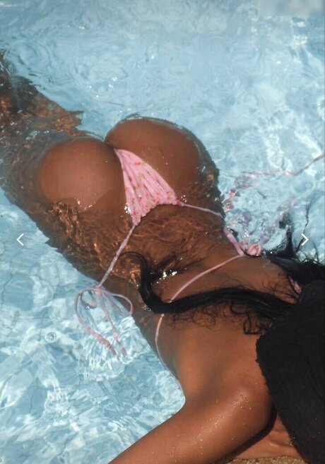 Aalishass Alishakone model high quality picture