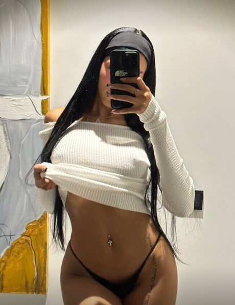 Aalishass Alishakone top model galleries