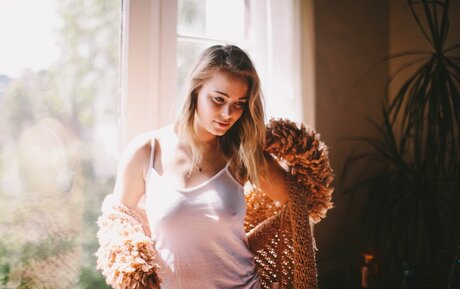 Valentina Novakovic model pretty gallery