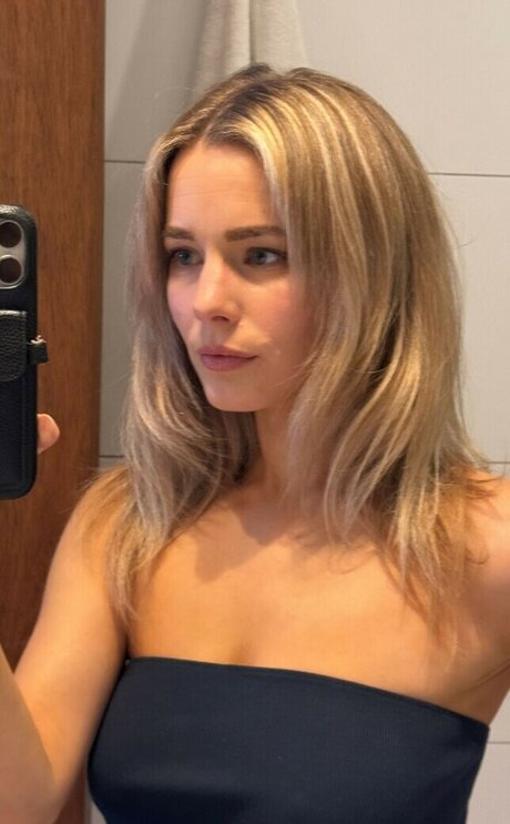 Valentina Novakovic adult actress photos