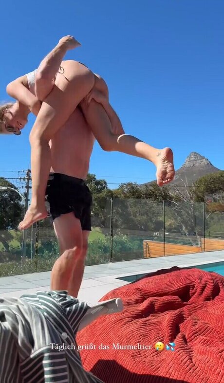 Alina Sophie Holst hd model image