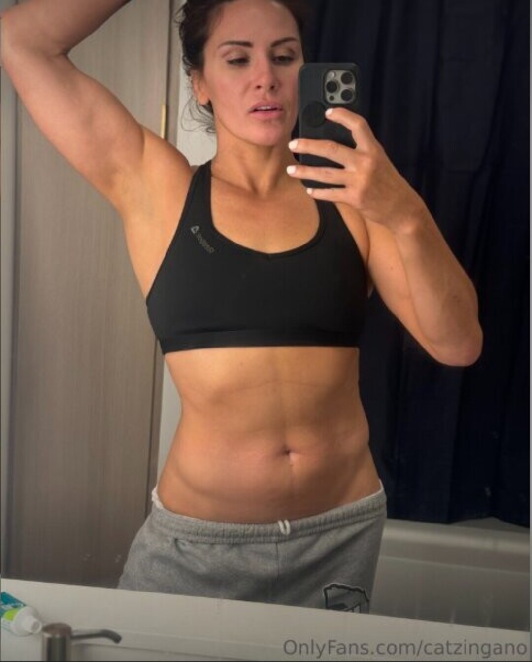 Cat Zingano hd star img