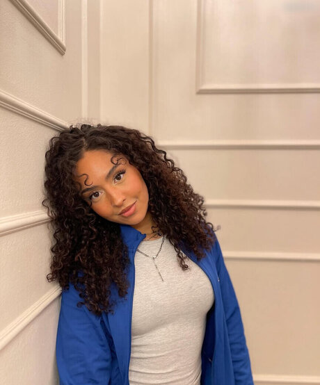 Kauta pornstar sexy pics