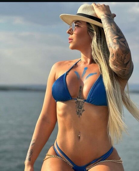 Iamleeandra exclusive actress galleries