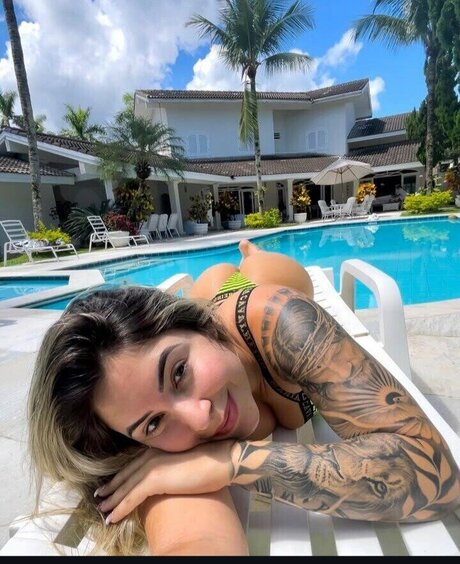 Iamleeandra adult star img