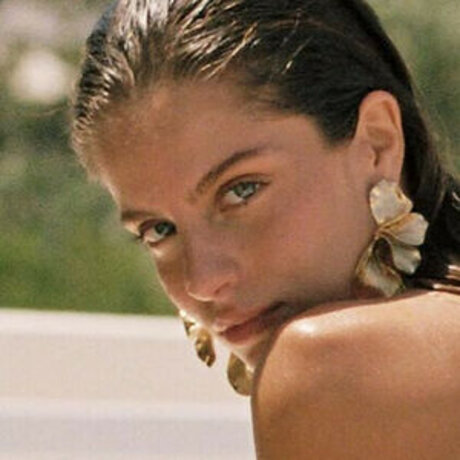 Theopisti Pourliotopoulou adult model img