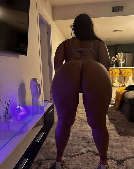 big tits and ass onlyfans art xxx photos