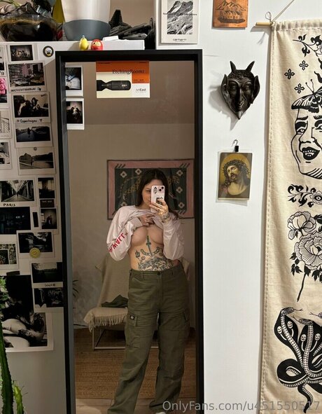 queenbellatrixx model exclusive image