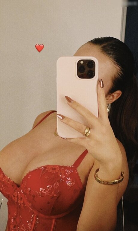 Luisa Senn model adult galleries