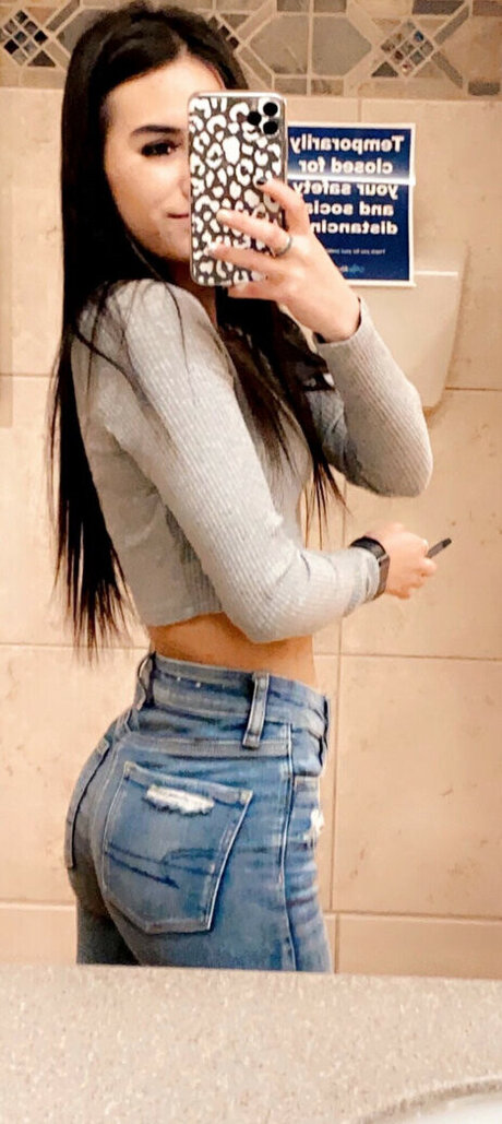 famous onlyfans hot sex pic