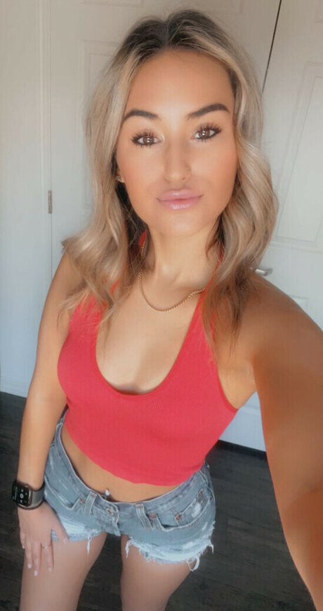 Arleigh Burke model nude images