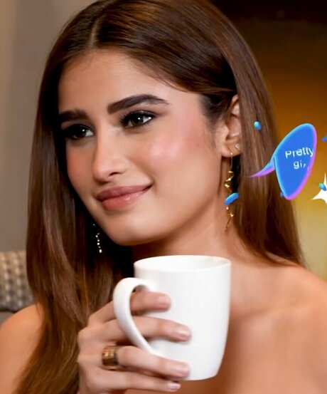 Rasha Thadani model pretty pic