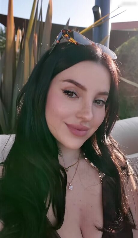 Nikoleta Milenova exclusive pornstar pics