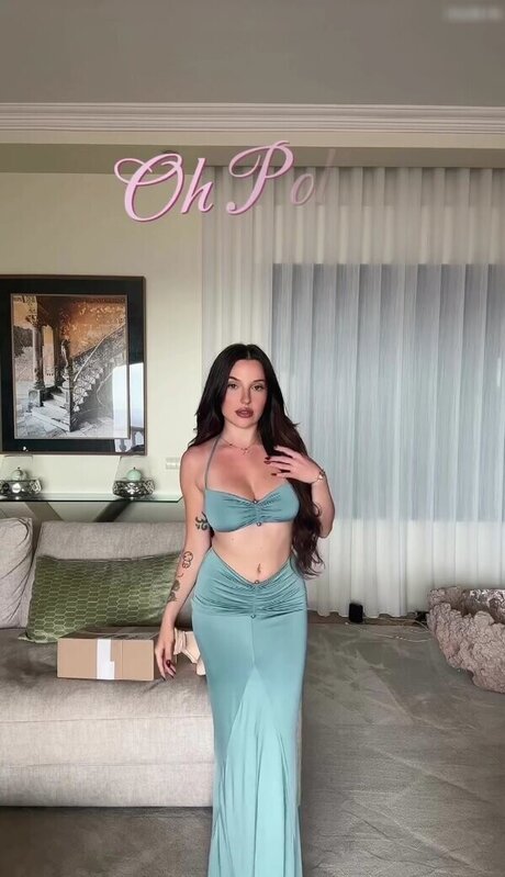 Nikoleta Milenova model art img