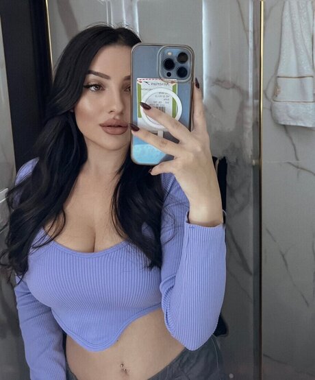 Nikoleta Milenova model sexy photo