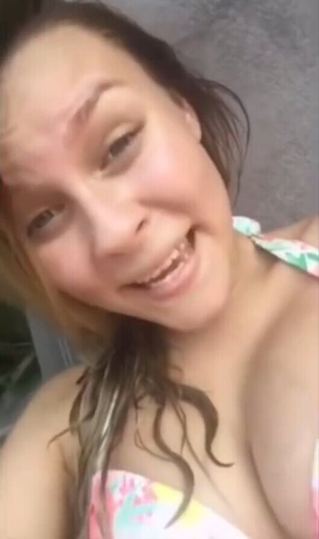 Dagi Bee pornstar art gallery