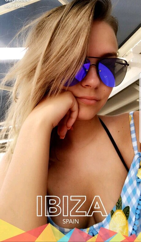 Dagi Bee nude star photo