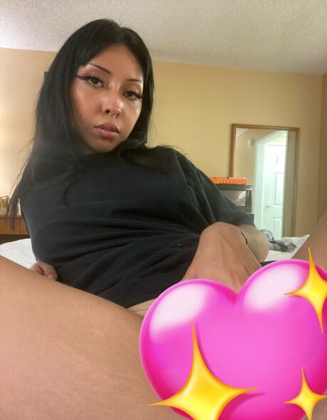 naatalliiee hot actress image