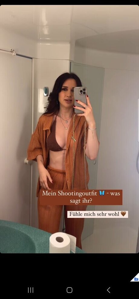 squirt teen onlyfans art nude pic