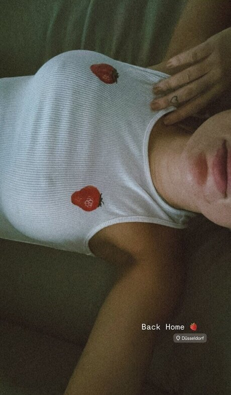 Julia R mmelt perfect star photo