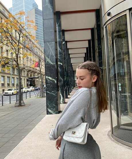 celinajoyy star erotic pics