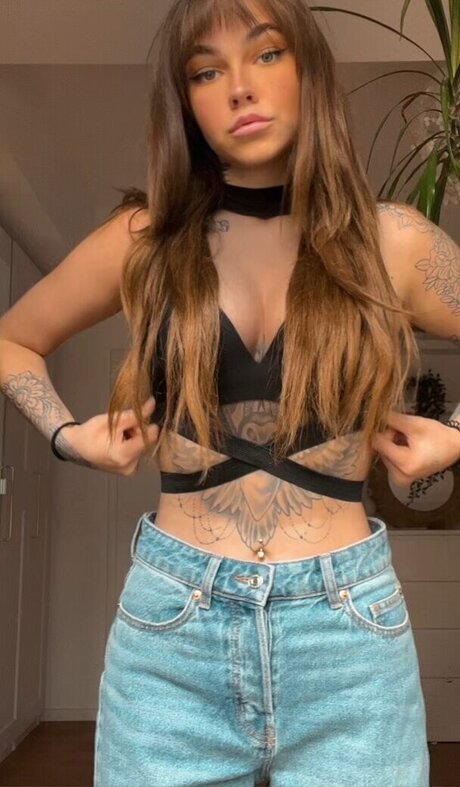 Tizeax top pornstar photo