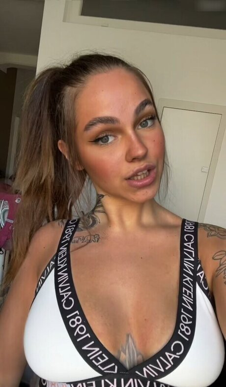 shemale gangbang onlyfans beautiful naked photos