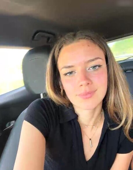 thick trans onlyfans porn picture