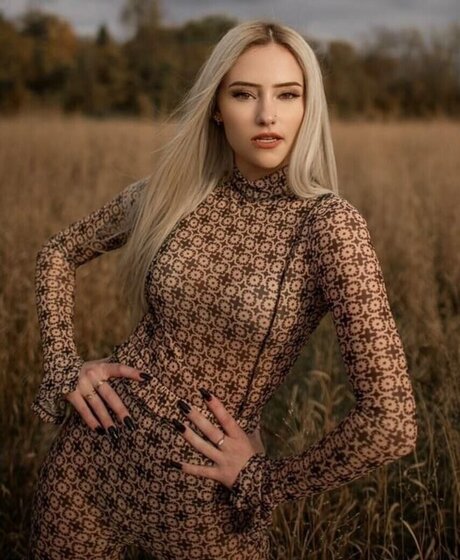 british blonde onlyfans sexy nude images