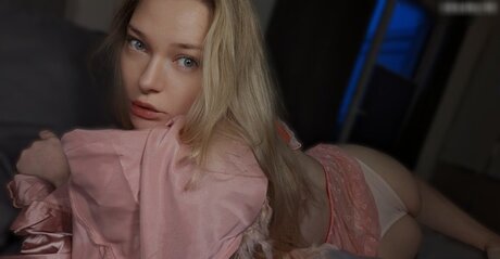 neeviliciouz pornstar hd gallery