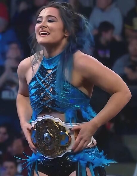 Lyra Valkyria beautiful actress gallery