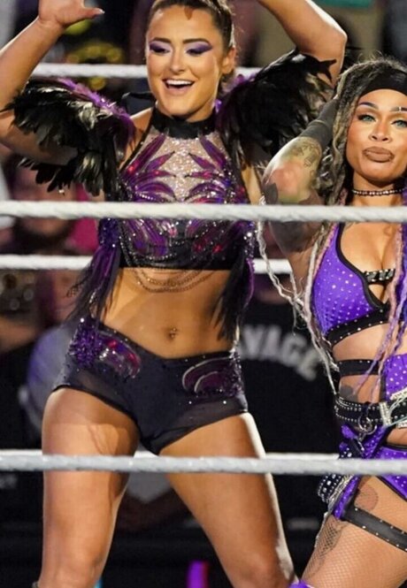 Lyra Valkyria sex star pictures